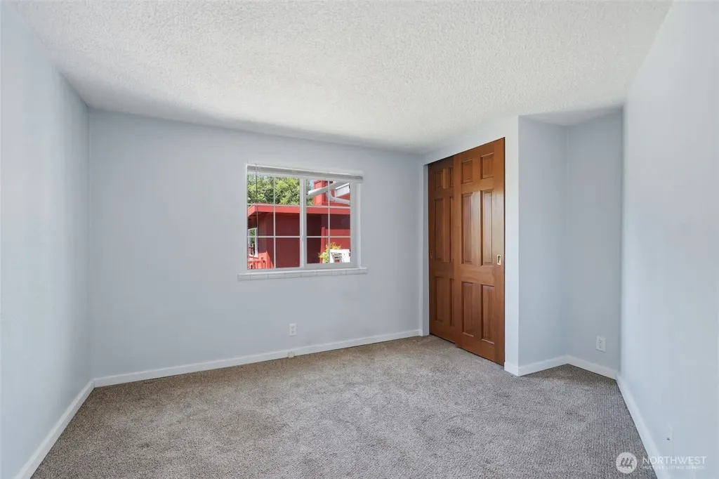 70 SE Crescent Drive Shelton WA 98584