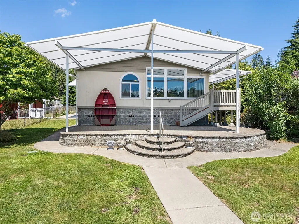 70 SE Crescent Drive Shelton WA 98584