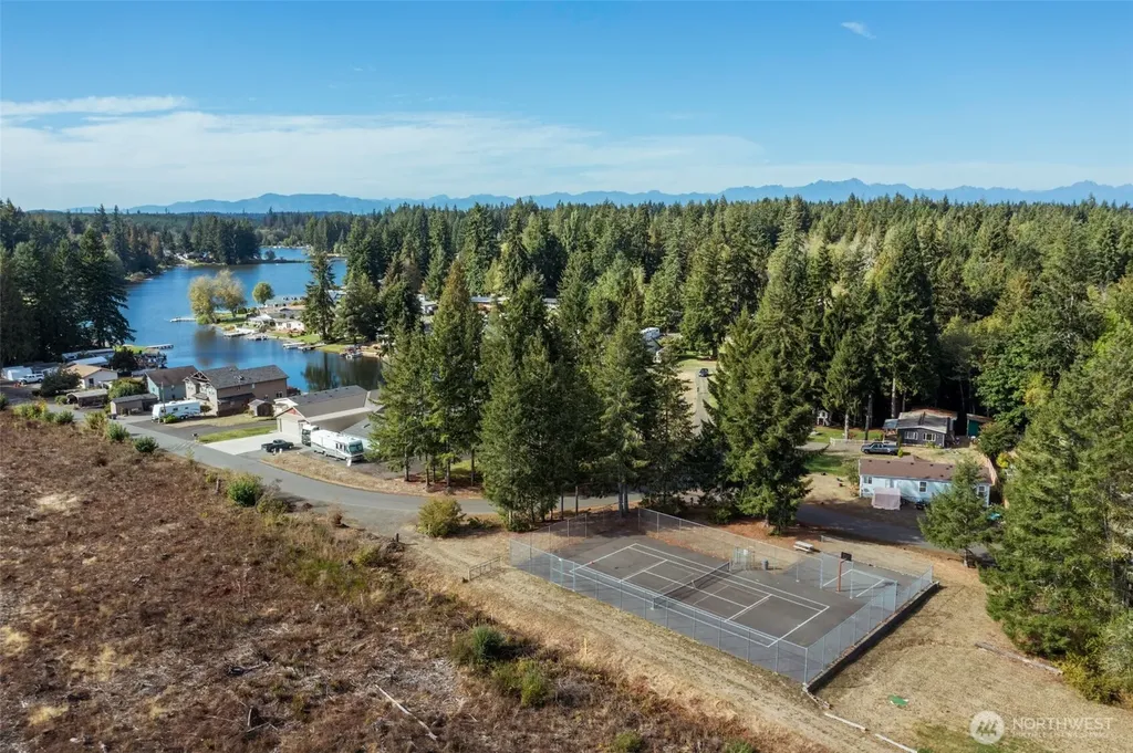 70 SE Crescent Drive Shelton WA 98584