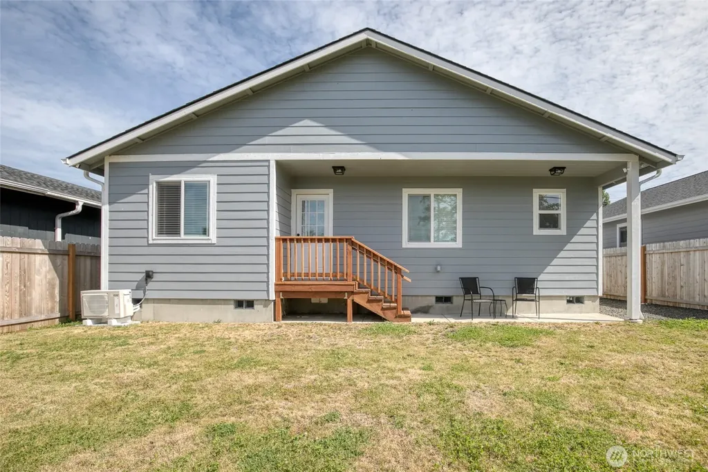 1113 W Schley Street Aberdeen WA 98520