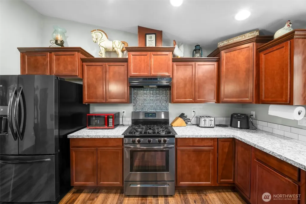 19306 128th Ave SE Yelm WA 98597