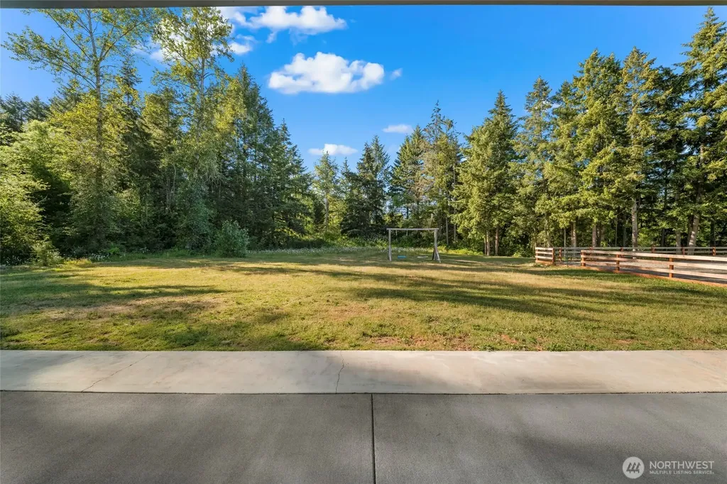 19306 128th Ave SE Yelm WA 98597