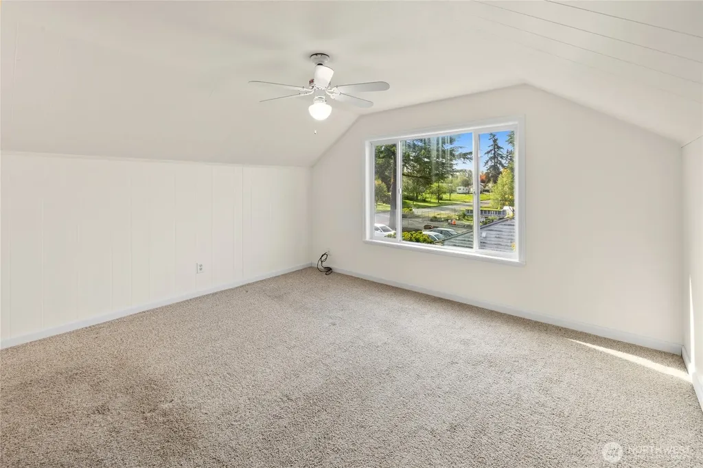9334 E B Street Tacoma WA 98445
