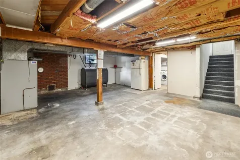 9334 E B Street Tacoma WA 98445