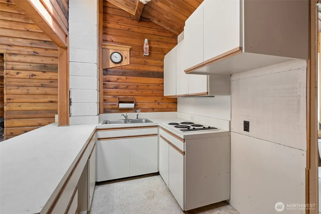 1731 Stephen Street Oak Harbor WA 98277