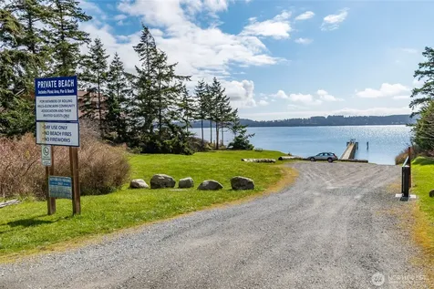 1731 Stephen Street Oak Harbor WA 98277