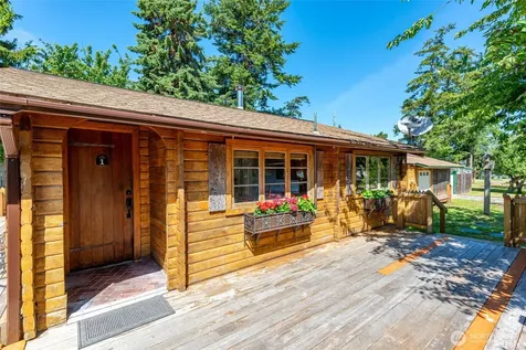 1731 Stephen Street Oak Harbor WA 98277