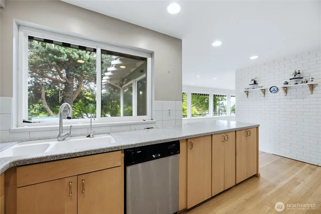 622 Olympic Avenue Edmonds WA 98020