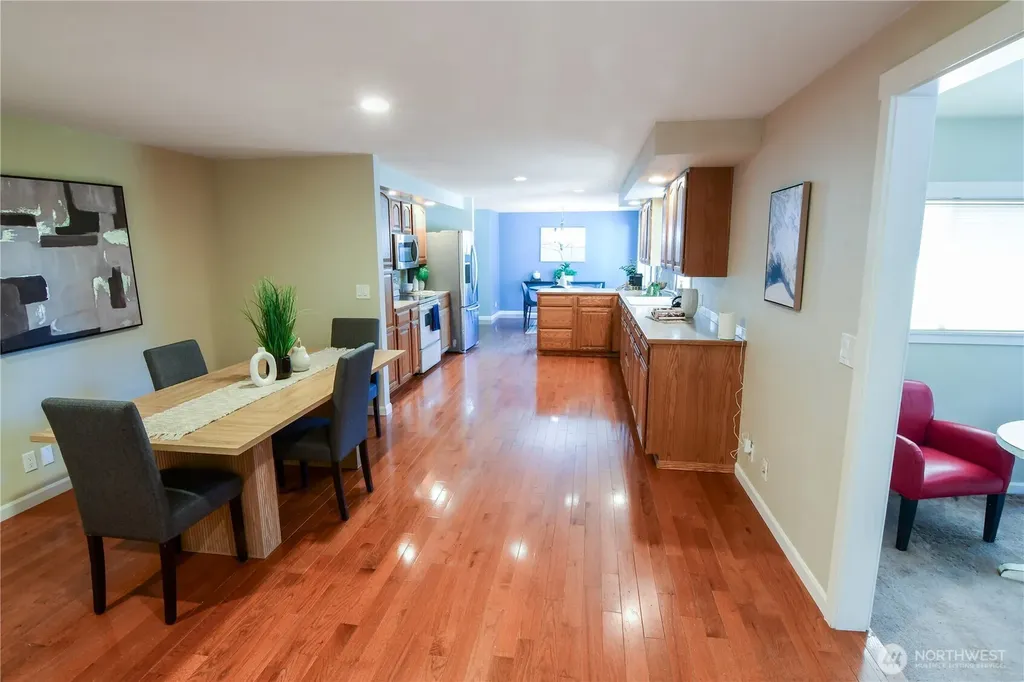 8435 NE 147th Place Kenmore WA 98028