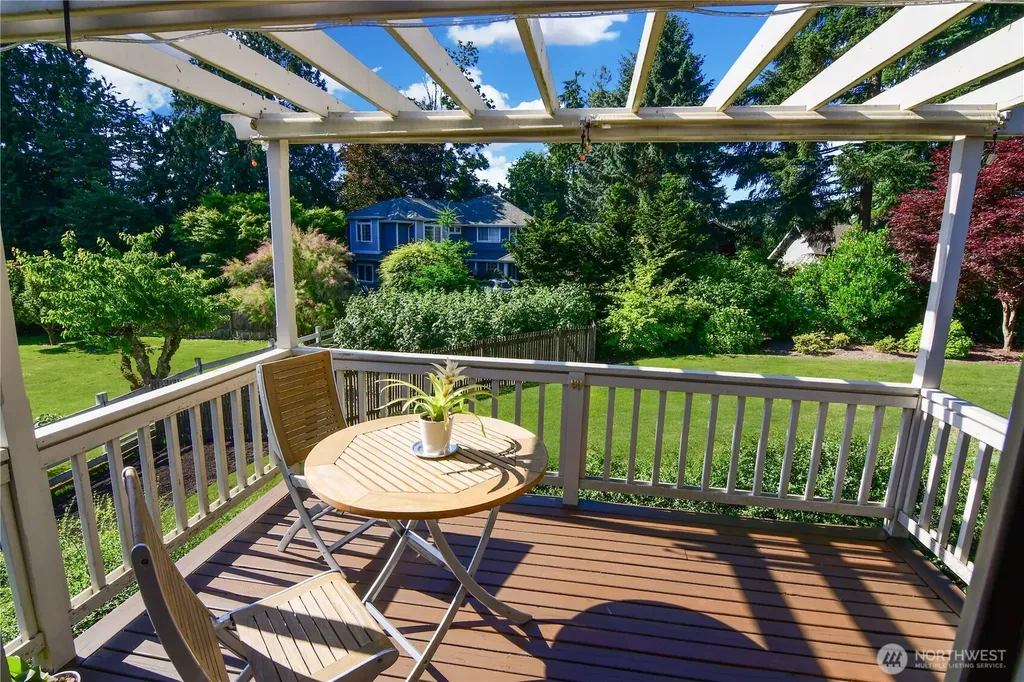 8435 NE 147th Place Kenmore WA 98028
