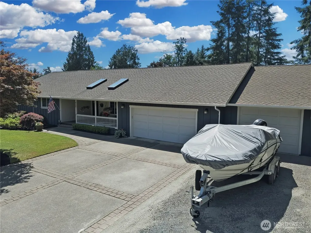 8435 NE 147th Place Kenmore WA 98028