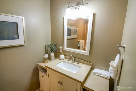 8435 NE 147th Place Kenmore WA 98028