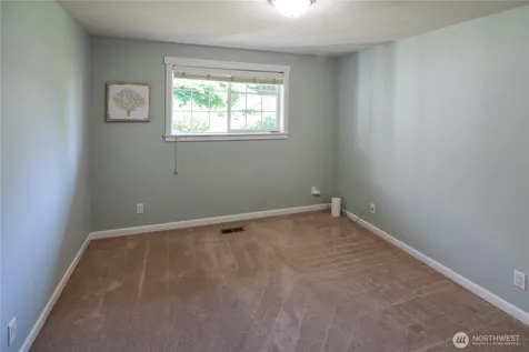 8435 NE 147th Place Kenmore WA 98028