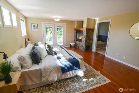 8435 NE 147th Place Kenmore WA 98028