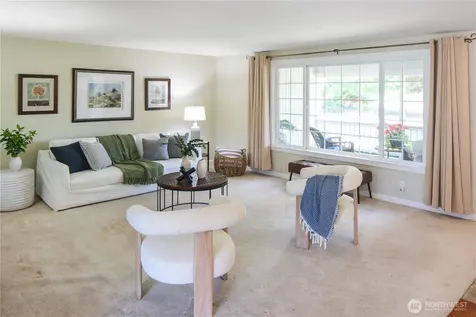 8435 NE 147th Place Kenmore WA 98028
