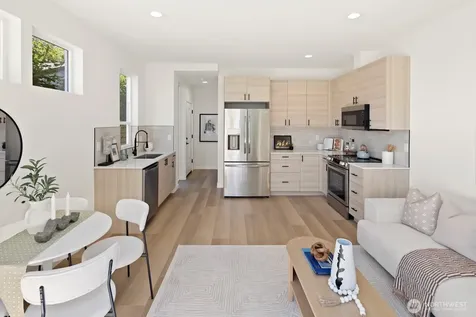 332 NE 90th Street Seattle WA 98115