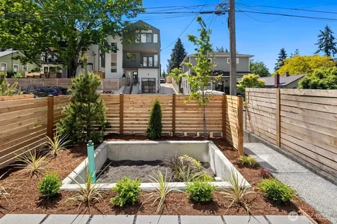 332 NE 90th Street Seattle WA 98115