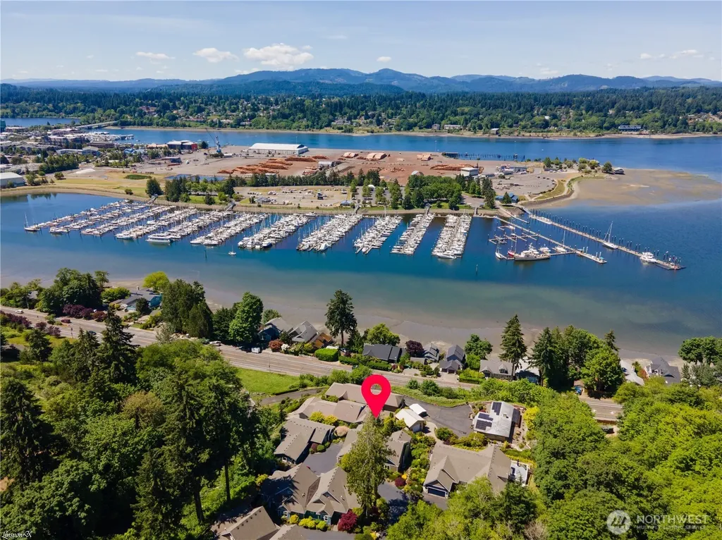 843 Pear Court NE Olympia WA 98506