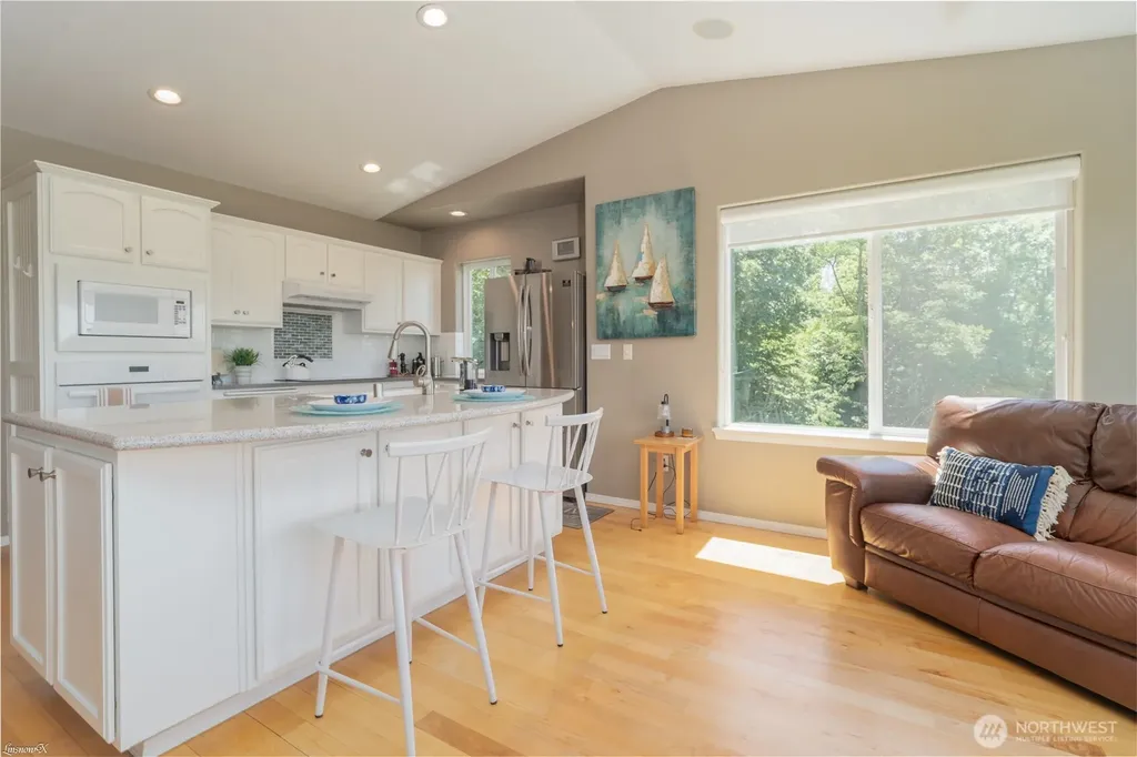 843 Pear Court NE Olympia WA 98506