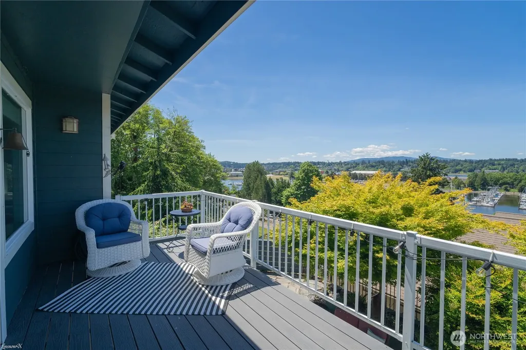 843 Pear Court NE Olympia WA 98506