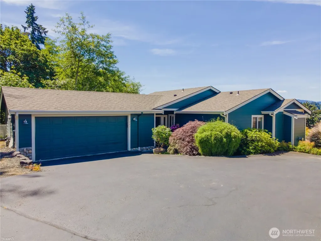 843 Pear Court NE Olympia WA 98506