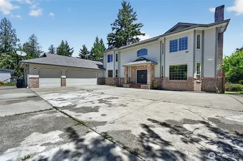 18432 W Lake Desire Drive SE Renton WA 98058