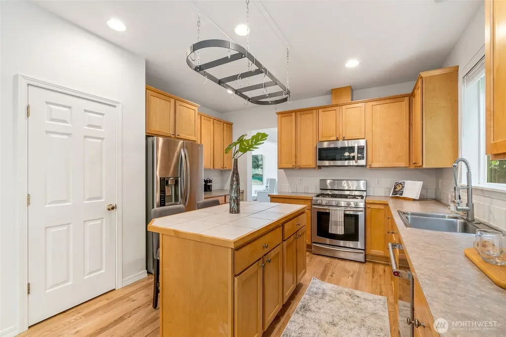 11558 179th Court NE Redmond WA 98052