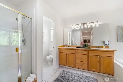 11558 179th Court NE Redmond WA 98052