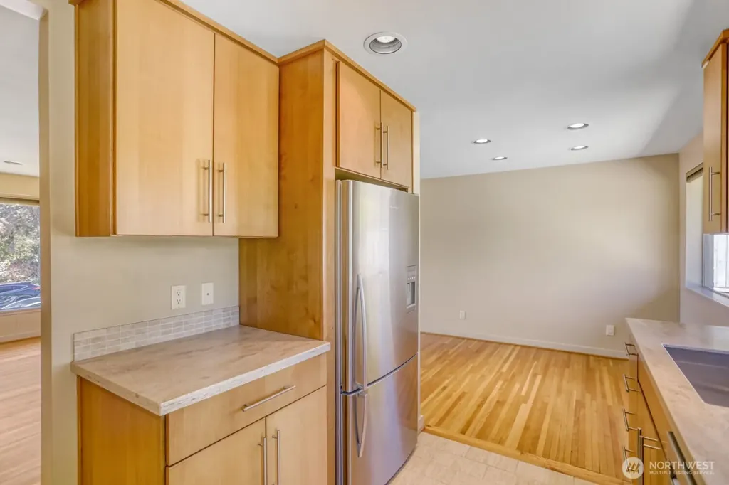 10012 NE 22nd Street Bellevue WA 98004