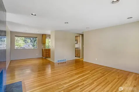 10012 NE 22nd Street Bellevue WA 98004