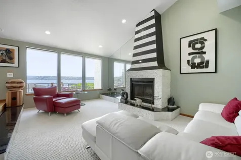 6430 E Side Drive NE Tacoma WA 98422