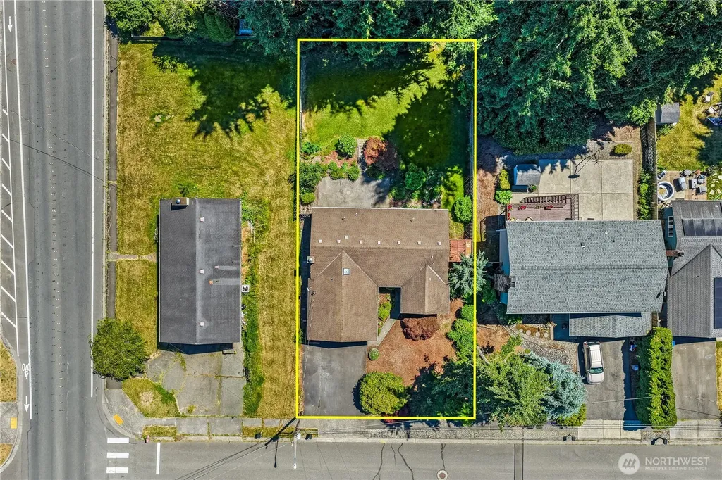 20813 53rd Avenue W Lynnwood WA 98036