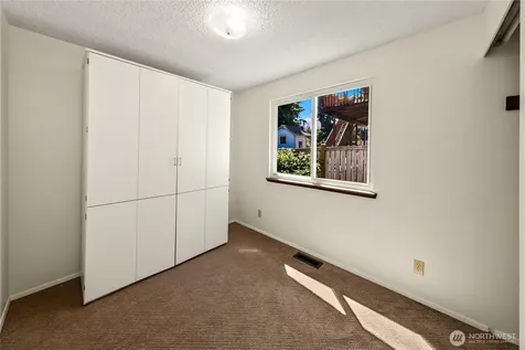 20813 53rd Avenue W Lynnwood WA 98036