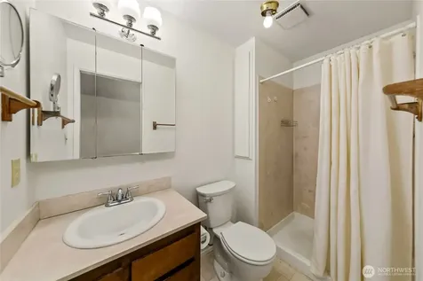 20813 53rd Avenue W Lynnwood WA 98036