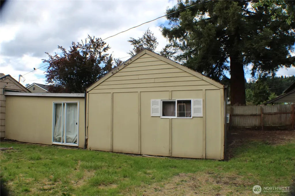 336 SW 15th Street Chehalis WA 98532