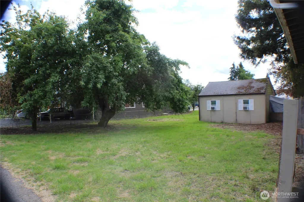 336 SW 15th Street Chehalis WA 98532