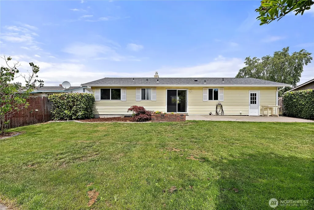 4616 S Burkhart Drive Tacoma WA 98409