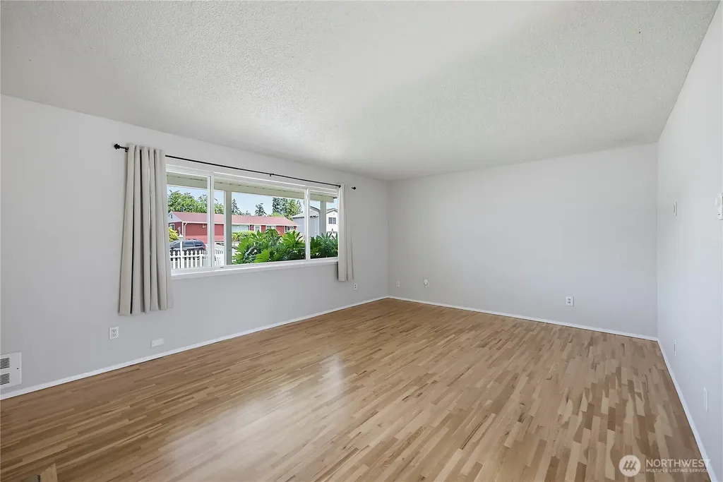 4616 S Burkhart Drive Tacoma WA 98409