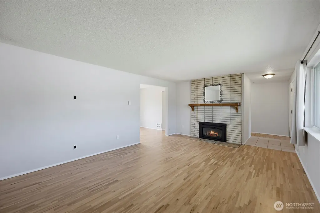 4616 S Burkhart Drive Tacoma WA 98409