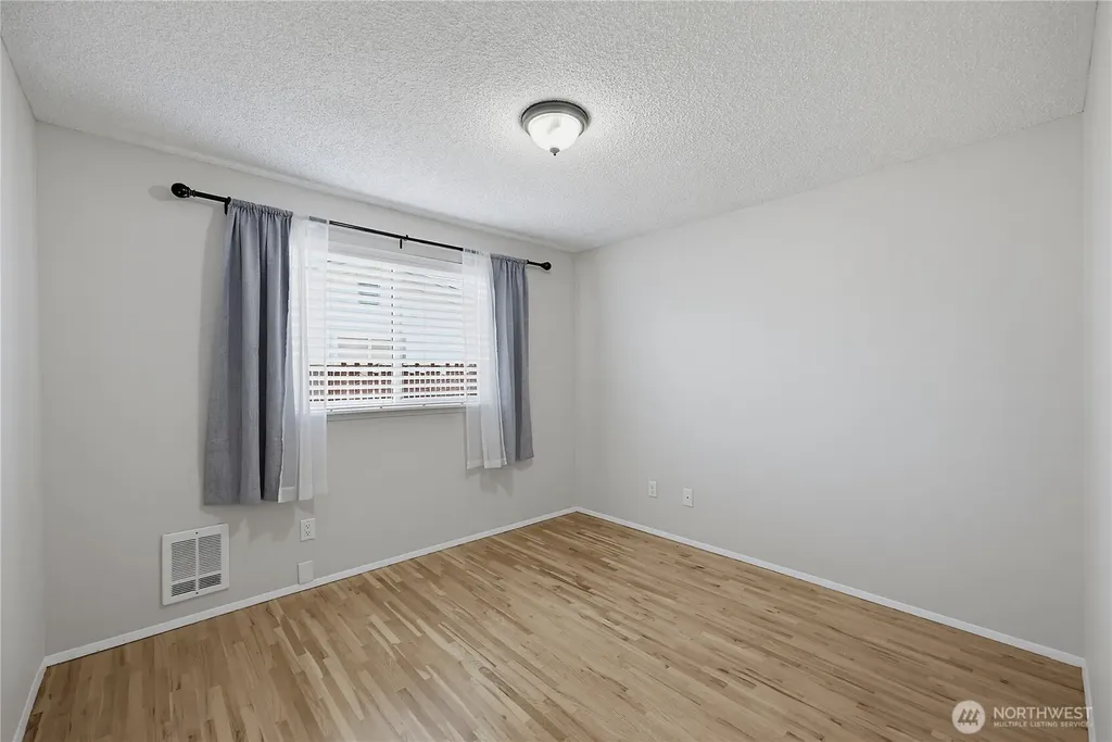 4616 S Burkhart Drive Tacoma WA 98409