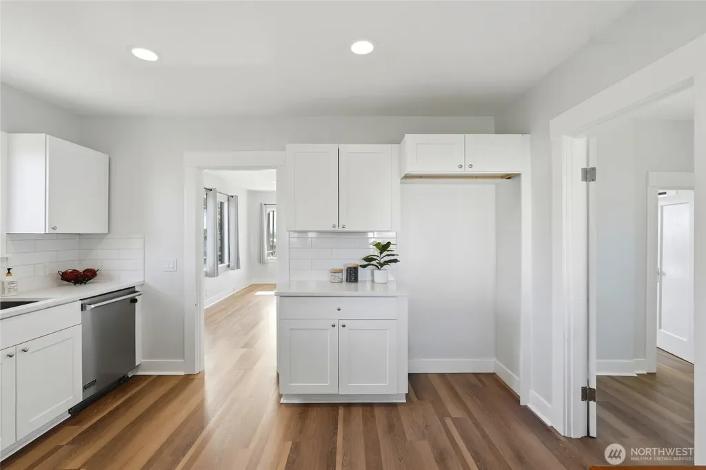 1608 Cedar Street Everett WA 98201