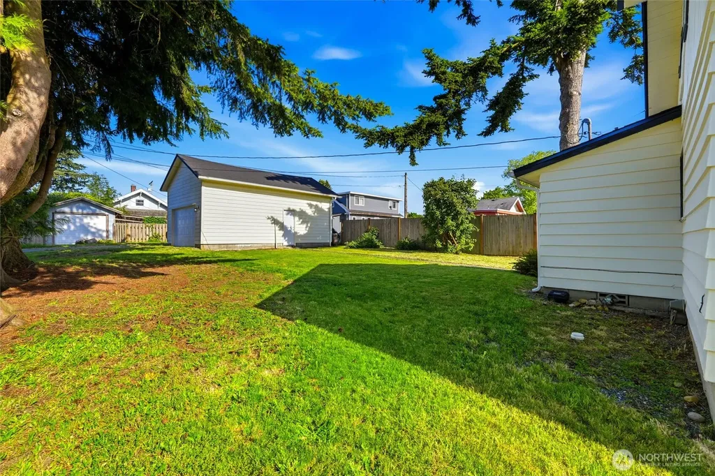 1608 Cedar Street Everett WA 98201
