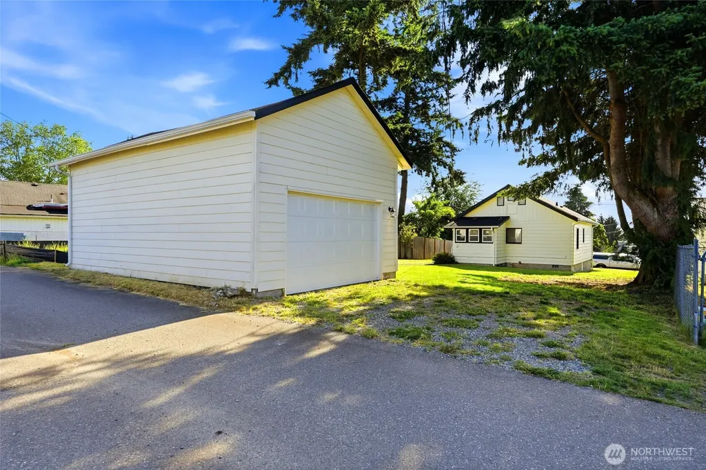 1608 Cedar Street Everett WA 98201