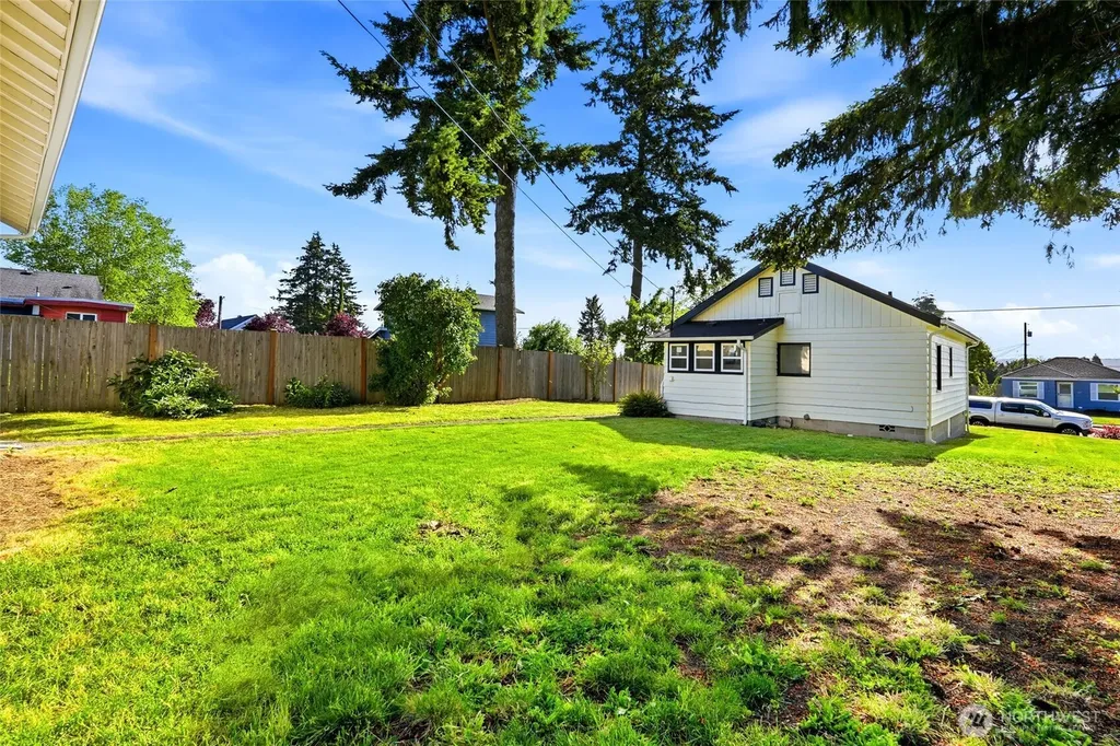 1608 Cedar Street Everett WA 98201