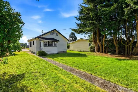 1608 Cedar Street Everett WA 98201