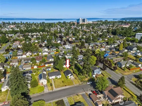 1608 Cedar Street Everett WA 98201