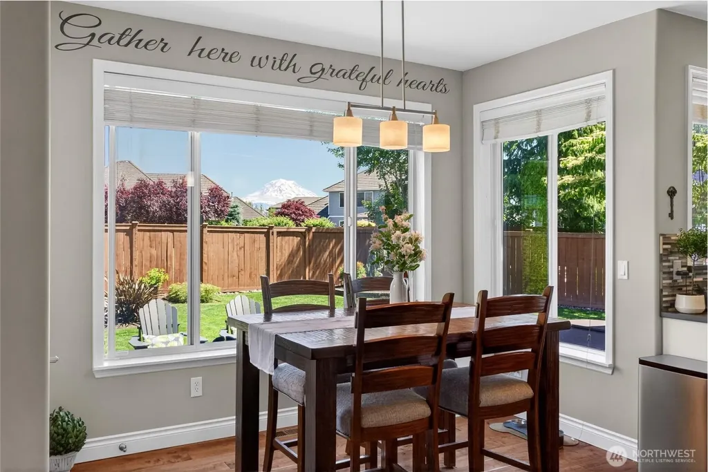 32 Mount Rainier Loop E Bonney Lake WA 98391