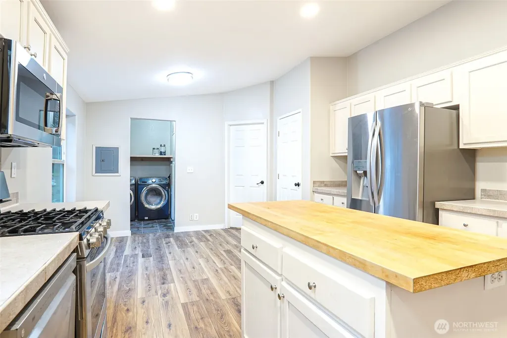 4454 Mosquito Lake Road Deming WA 98244