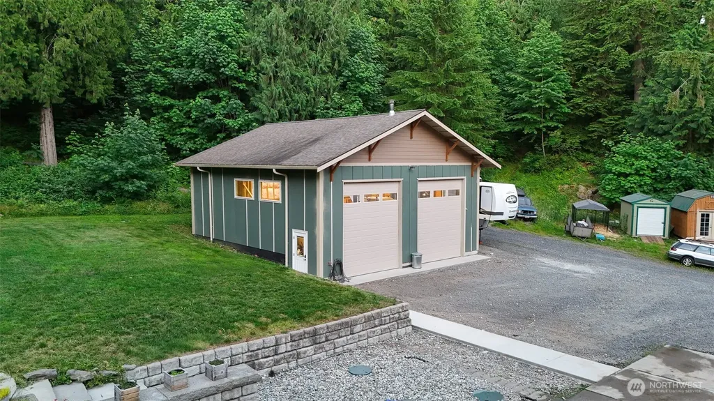 4454 Mosquito Lake Road Deming WA 98244