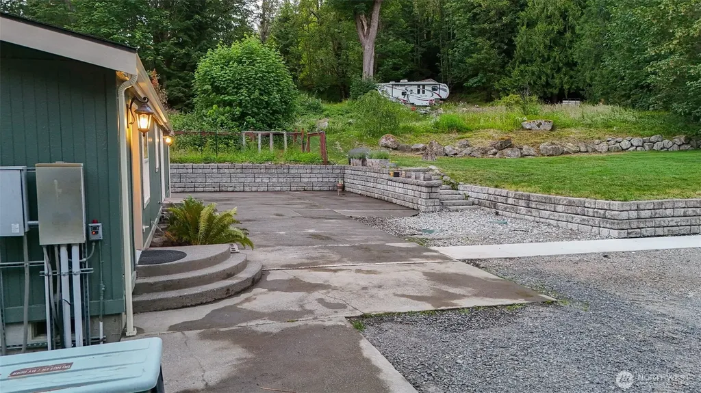4454 Mosquito Lake Road Deming WA 98244
